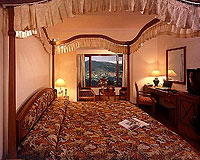 Suite Bedroom